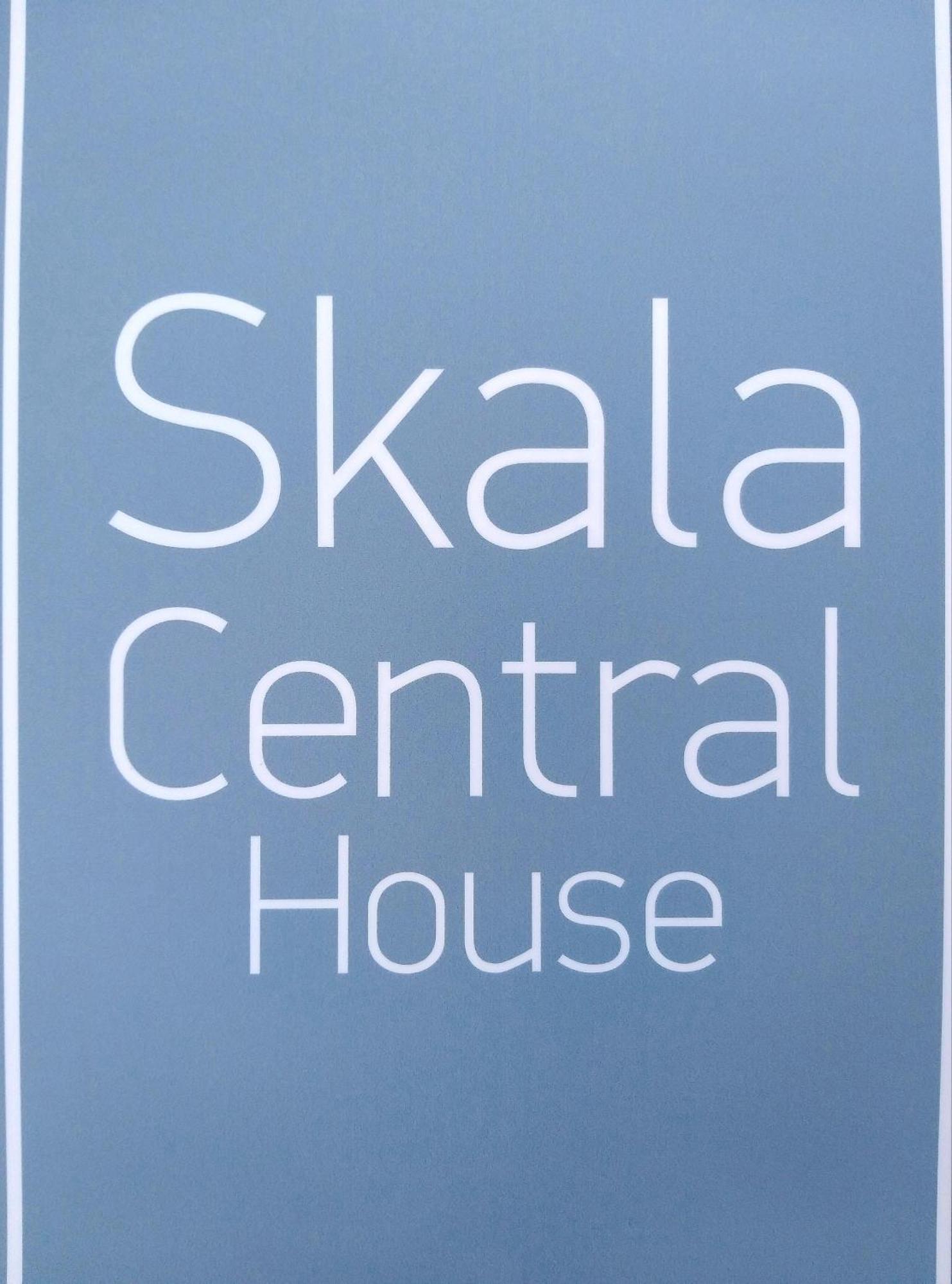 Skala Central House Luaran gambar
